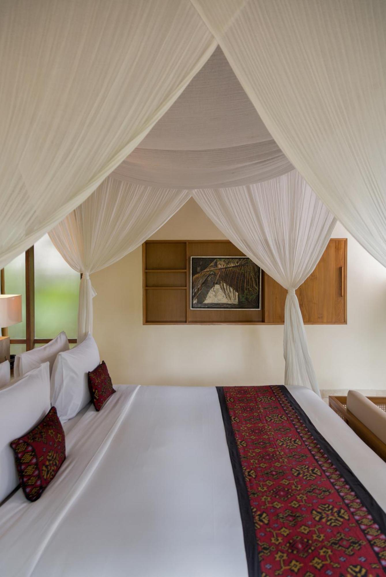 Komaneka At Tanggayuda Ubud Экстерьер фото